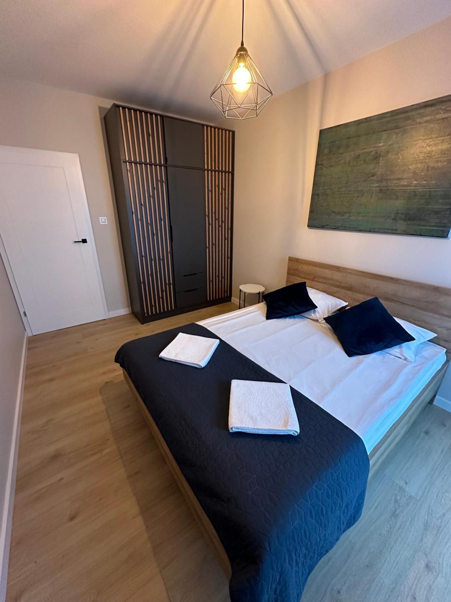 Apartment M&a